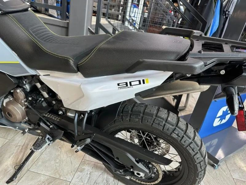 2024 Husqvarna Norden 901 alt