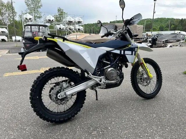 2024 Husqvarna 701 Enduro alt