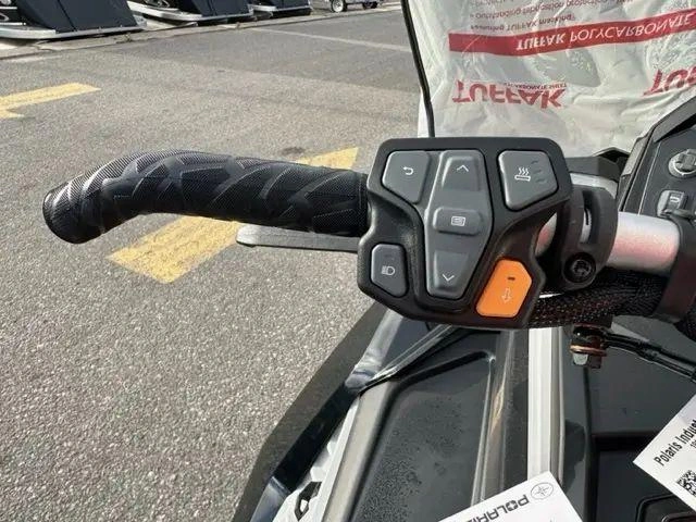 Polaris 850 Indy Xc 137 2023 alt