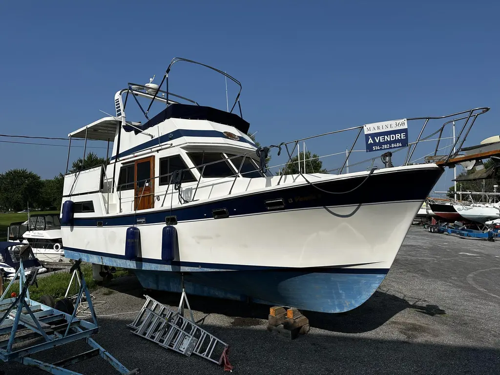 1990 Marine Trading Int Sundeck 36 