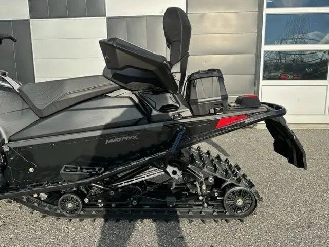 Polaris Prostar S4 Indy Adventure X2 137 2023 alt