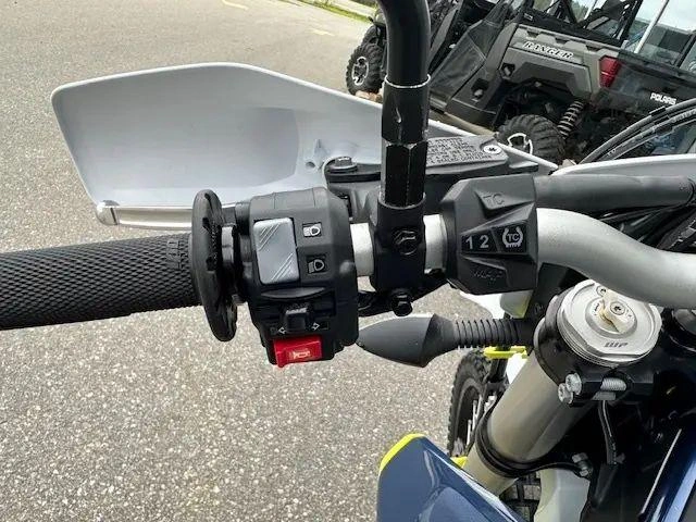 2024 Husqvarna 701 Enduro alt