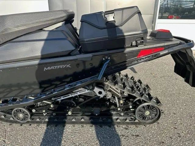 2023 Polaris Prostar S4 Indy Adventure 137 alt