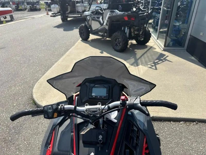 2024 Polaris 650 Indy Xc 137 alt