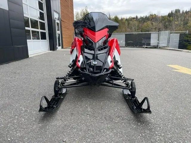 2023 Polaris 650 Indy Adventure 137 alt