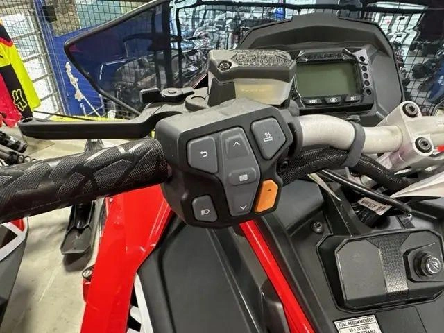 Polaris 850 Switchback Xc 146 2023 alt