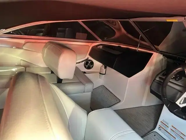 Regal 1900 ES 4.5LITRES 2016