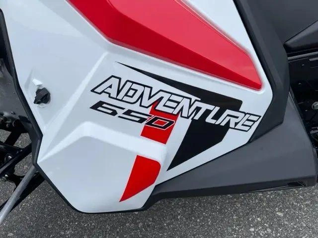 2023 Polaris 650 Indy Adventure 137 alt