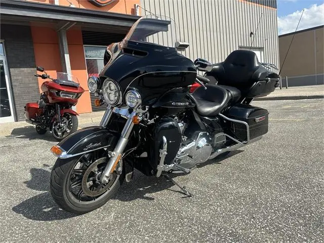 Used 2016 Harley-Davidson Electra Glide in Windsor Thunder Road