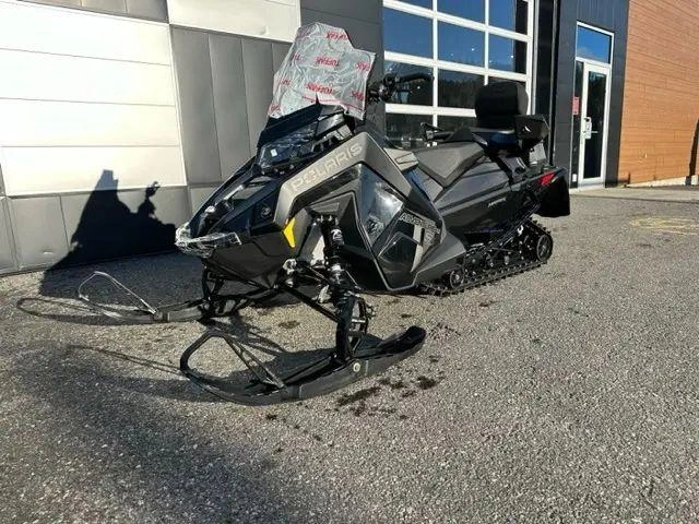 Polaris Prostar S4 Indy Adventure X2 137 2023 alt