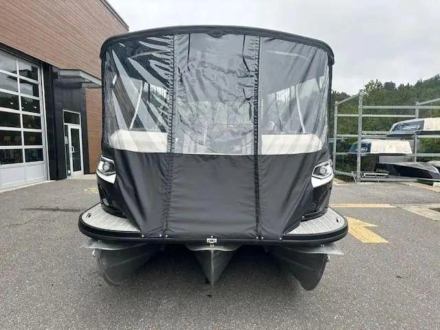 2022 Princecraft Vogue 27 Rl Perf alt