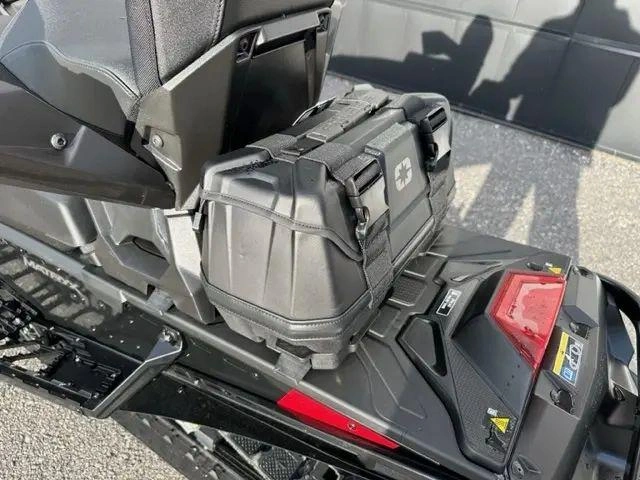 Polaris Prostar S4 Indy Adventure X2 137 2023 alt