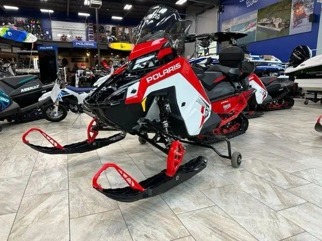 Polaris Prostar S4 Indy Adventure X2 137 2023 alt