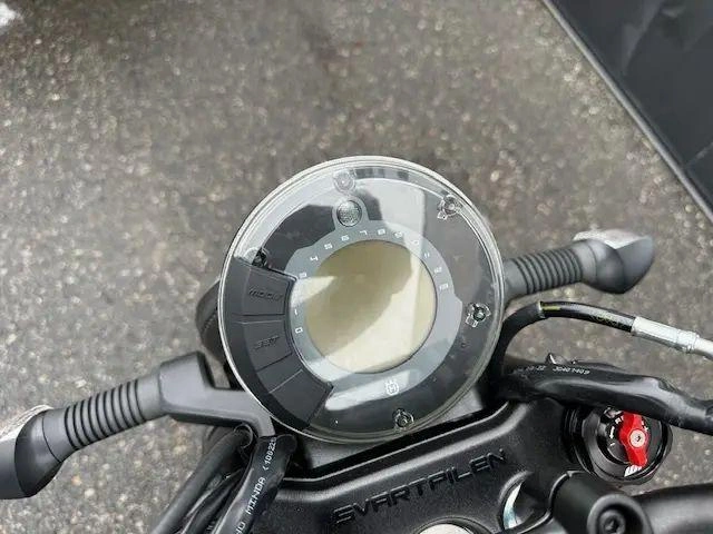 2023 Husqvarna Svartpilen 401- B.d. alt
