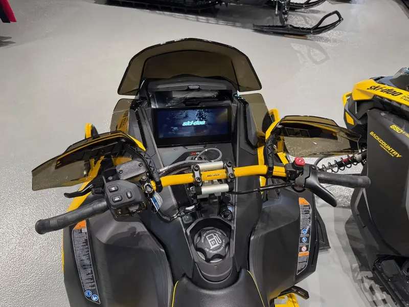 2025 Ski-Doo RENEGADE XRS 900 ACE TURBO R X-RS