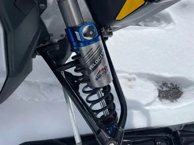 Polaris 850 Indy Vr1 137 2023 alt