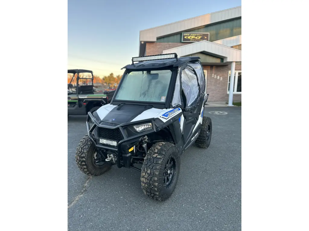 2017 Polaris RZR 900