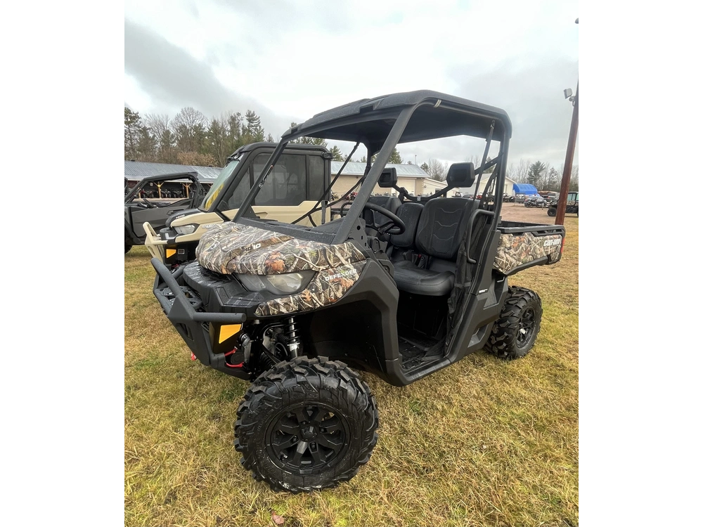 2025 Can-am Def Xt 64 Hd10 8csb alt