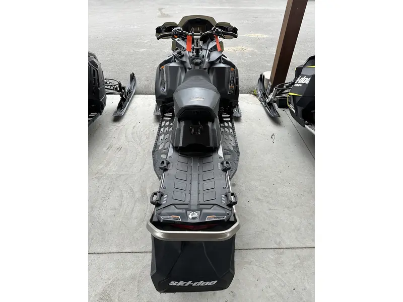 2022 Ski-Doo MACH Z 900 ACE™ Turbo R