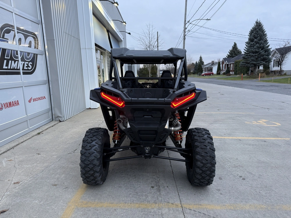 Polaris Rzr Xp 1000 Ultimate 2025 alt