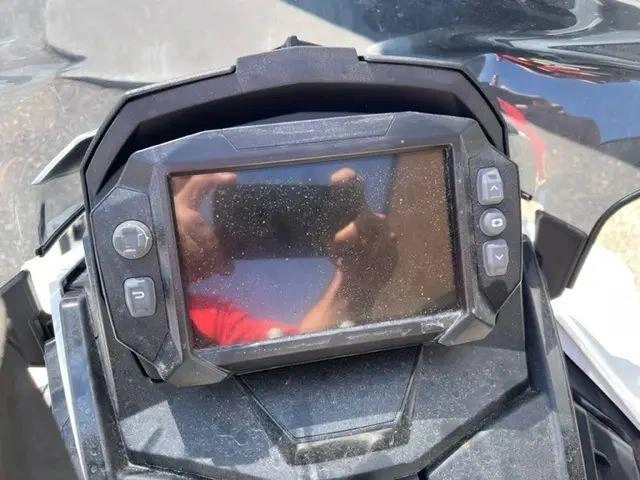 2023 Polaris 850 Indy Xc 137 alt