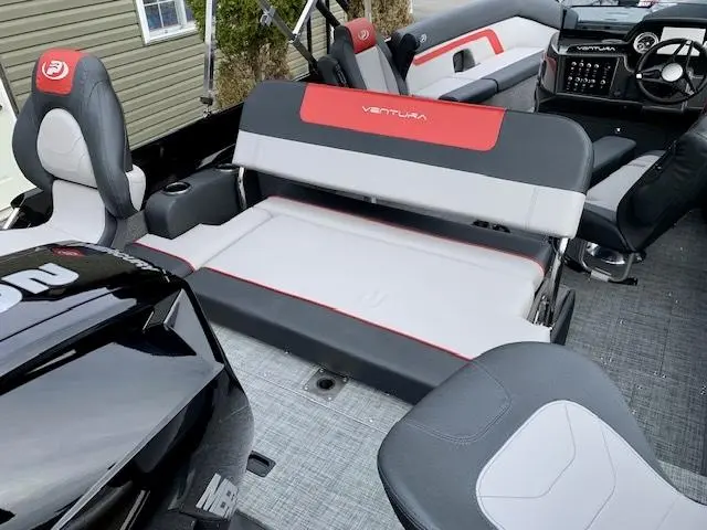 2023 Princecraft VENTURA 23 RL MERCURY FOURSTROKE 200HP XL