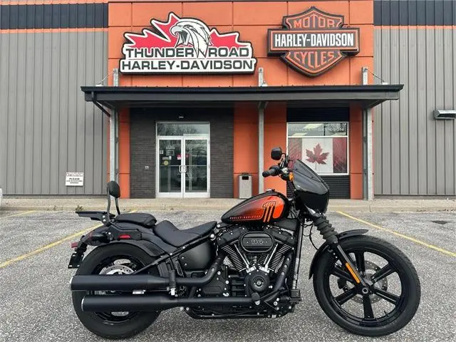 2022 Harley-Davidson Softail Street Bob 114