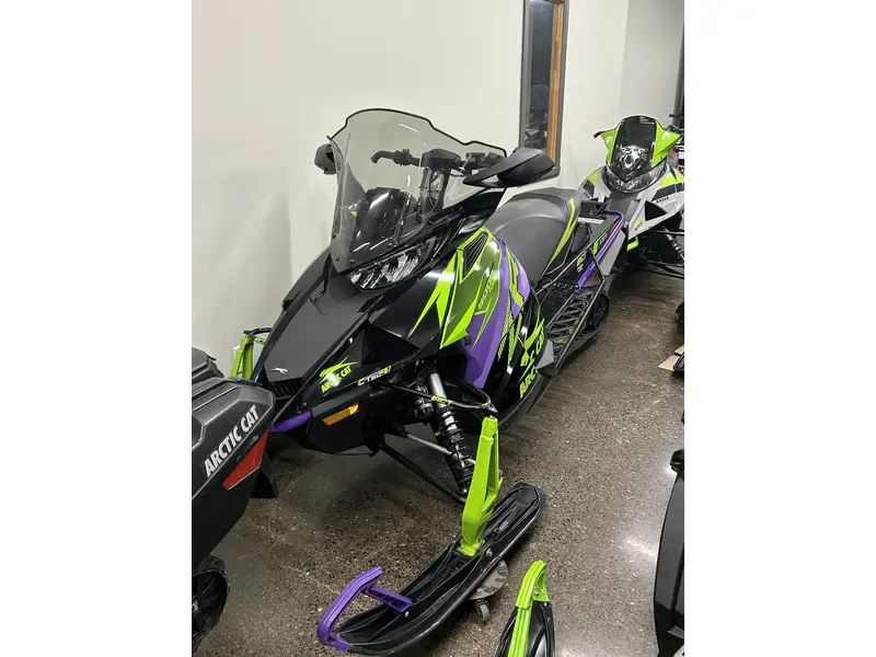 2019 Arctic Cat ZR 9000 LTD 137