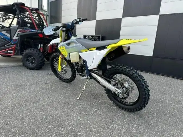 2024 Husqvarna FX 350 thumbnail 3