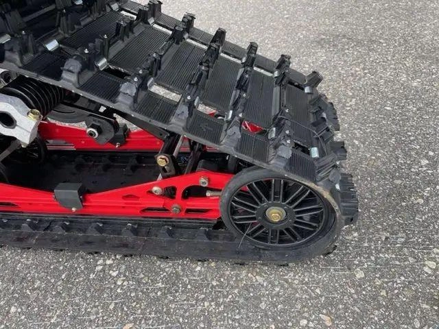 2023 Polaris 850 Indy Adventure 137 alt