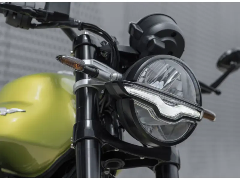 2026 Moto Guzzi V7 SPORT