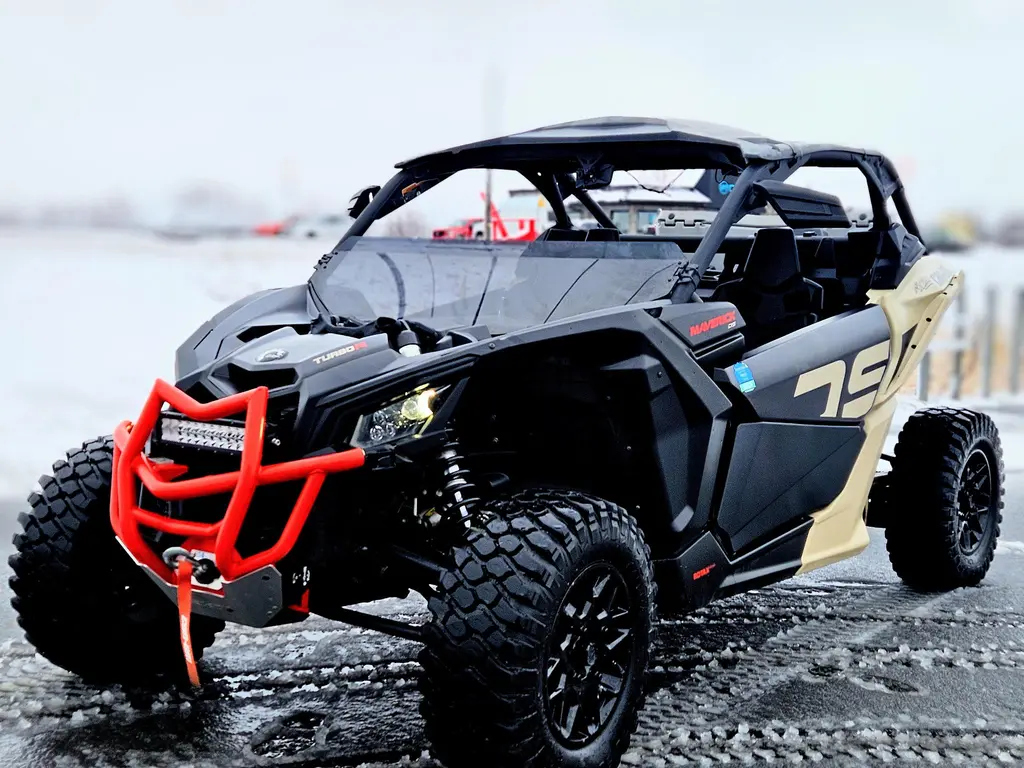 2021 Can-Am MAVERICK DS Turbo R