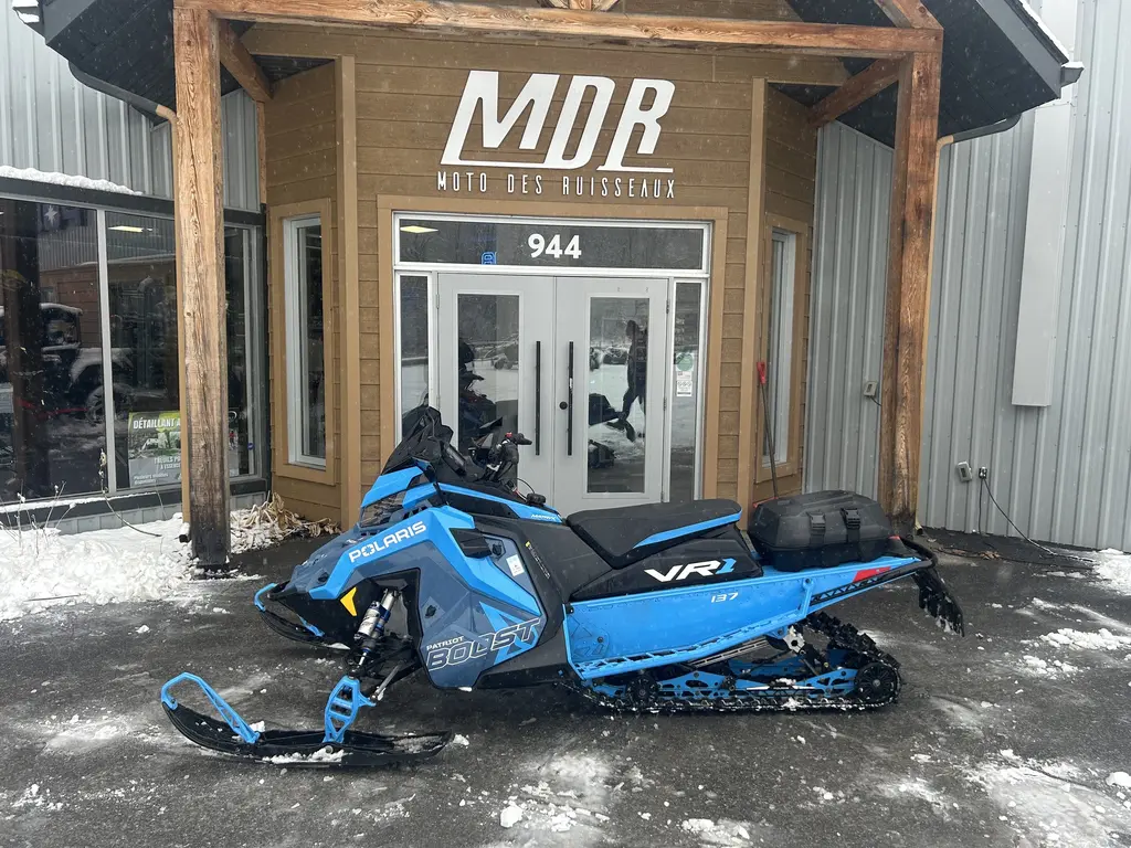 Polaris INDY VR1 BOOST  2024