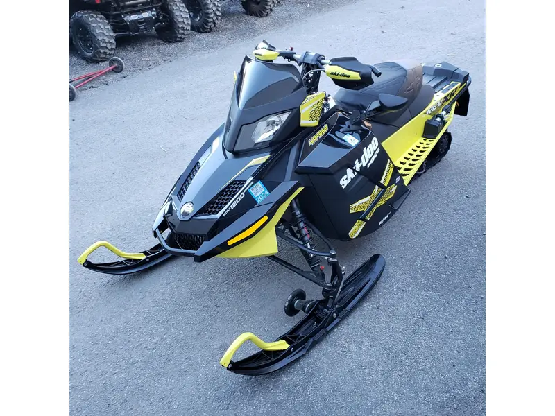 2015 Ski-Doo MXZ 1200 X