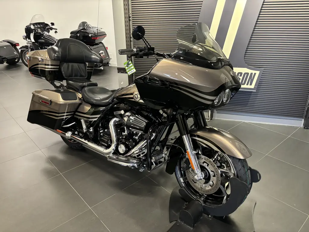 2013 Harley-Davidson CVO Road GlideFLTRXSE