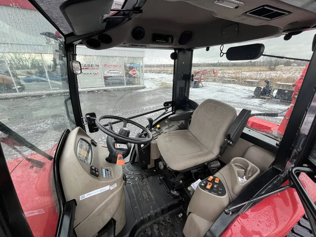 Case IH Farmall 55C CVT 2018