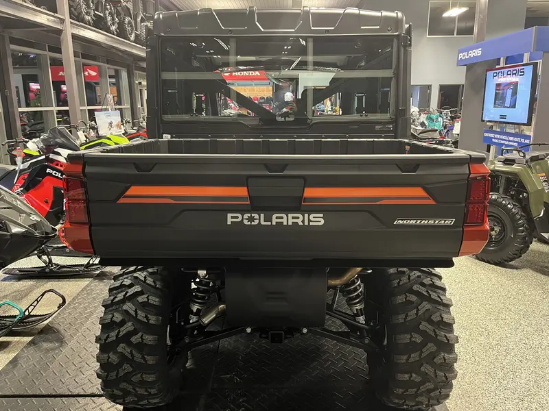 2025 Polaris RANGER CREW XP 1000 NORTHSTAR EDITION PREMIUM Pare-brise basculant et vitres électriques