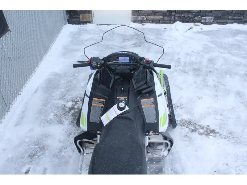 2025 Polaris 550 Voyageur 155