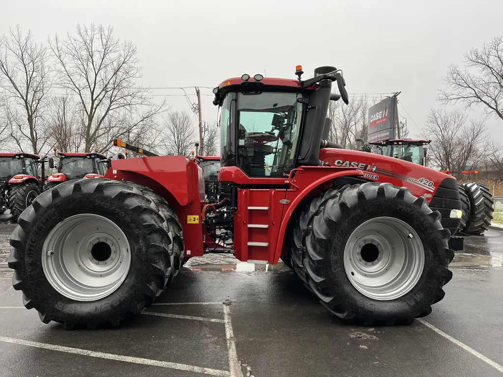 2022 Case IH Steiger 420