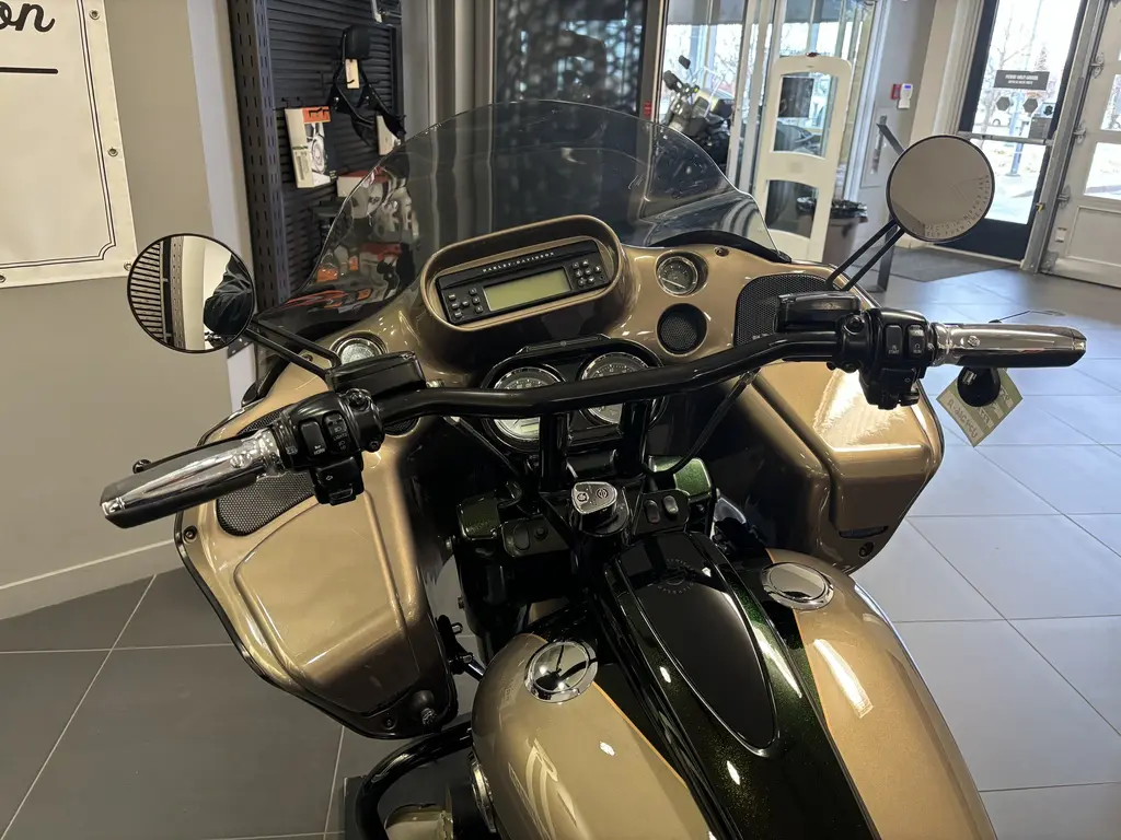 2013 Harley-Davidson CVO Road GlideFLTRXSE