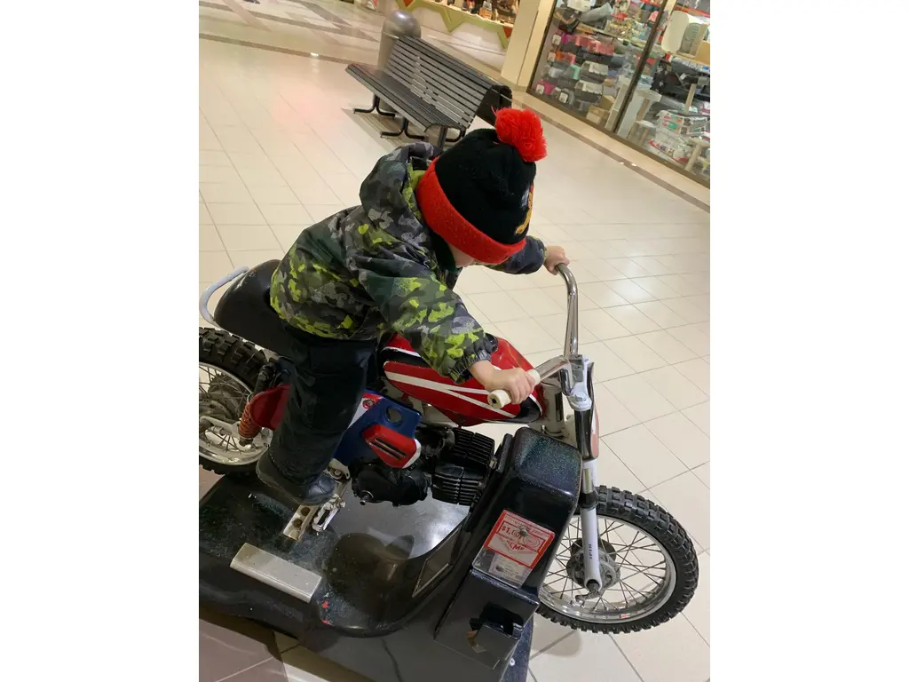 2005 Suzuki PLACE DU HAVRE CHANDLER