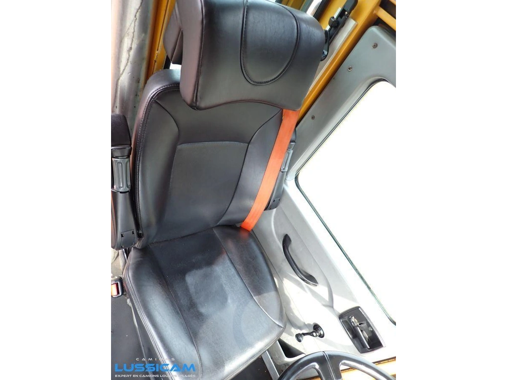 Ottawa Yt30 2005