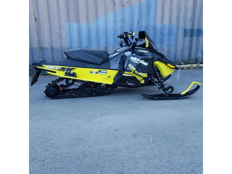 2015 Ski-Doo MXZ 1200 X