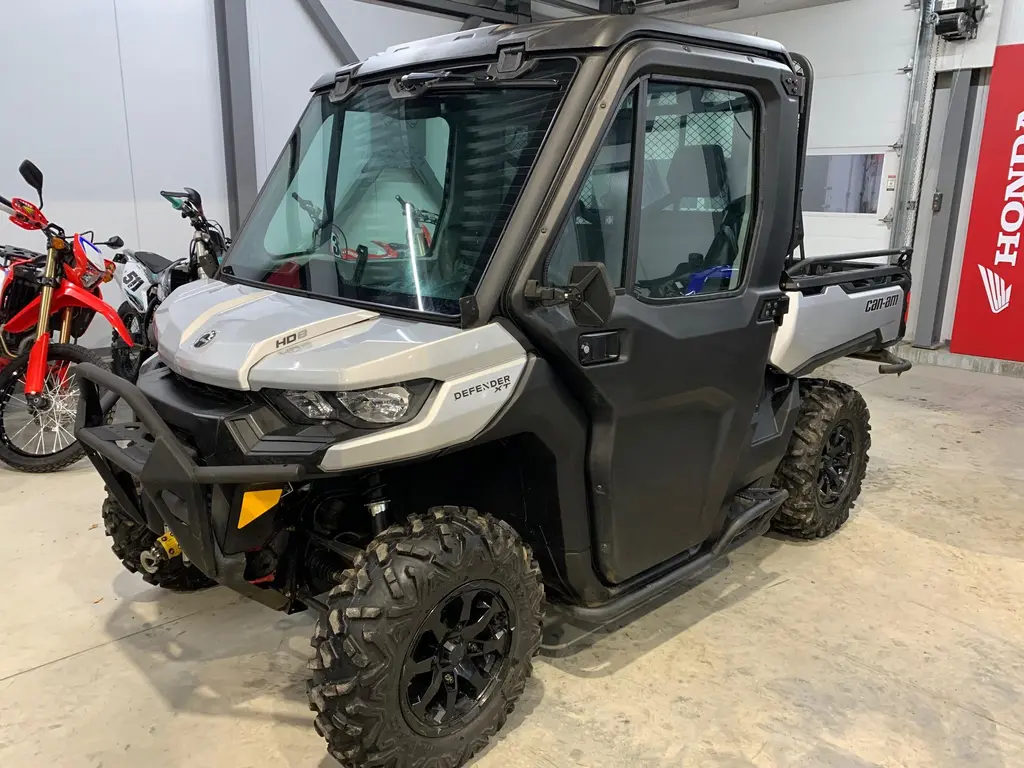 2020 Can-Am DEFENDER HD8 XT CAB