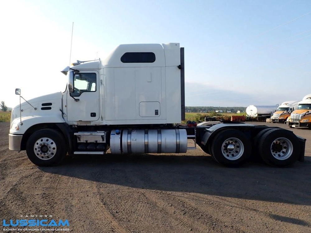 Mack Pinnacle Cxu613 2015