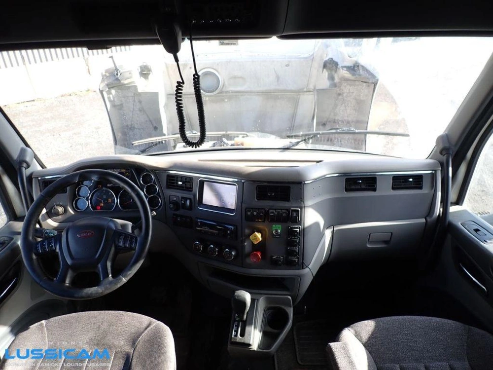 Peterbilt 579 2015