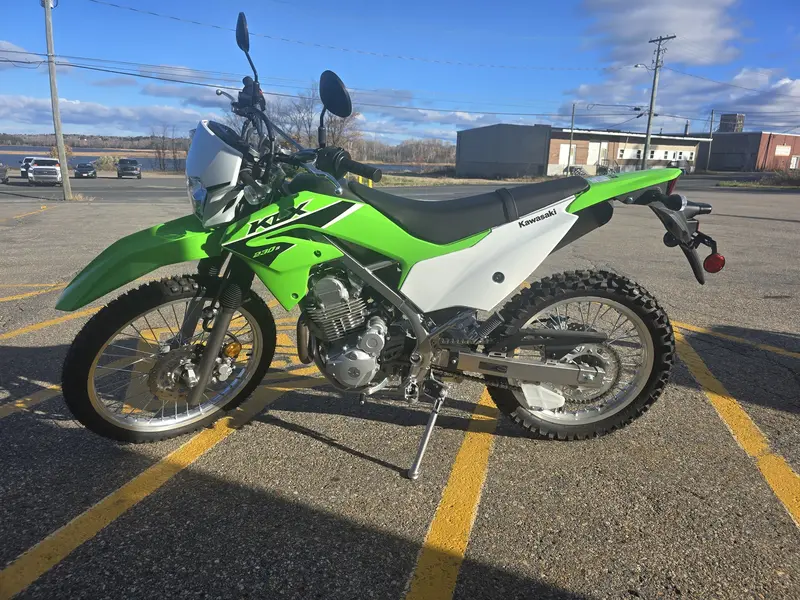 2024 Kawasaki KLX230 S thumbnail 6
