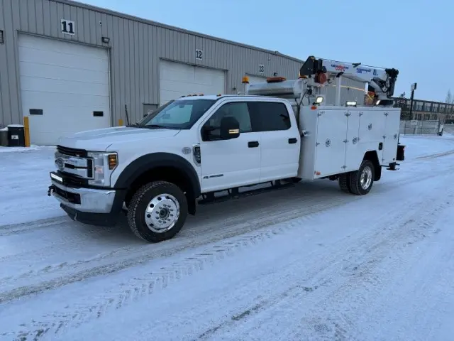 2019 Ford F-550 Crew Cab Service Truck