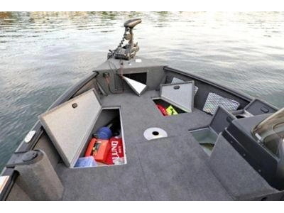 2025 Lund Boat Co 1775 Impact Xs alt