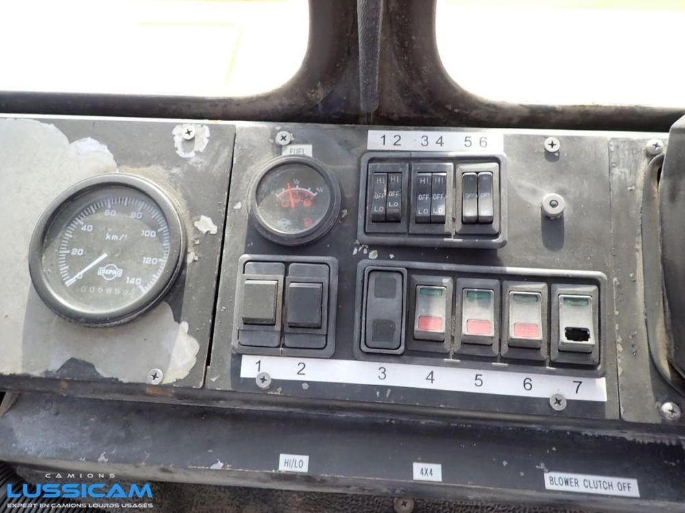1985 Smi 7250